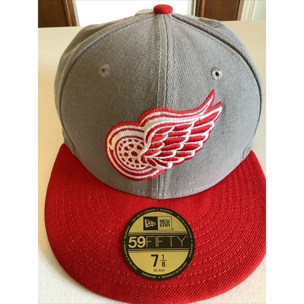Detroit Red Wings Vintage Hockey New Era Ball Cap Hat Fitted Baseball Sz. 7 1/8